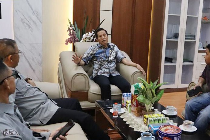 Sekda Barut Terima Silaturahmi Pimpinan dan Staf Kalteng Pos