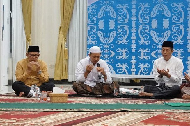 Dukungan Moral Forkopimda di Acara 7 Hari Tahlillan dan Yasinan Ayahanda Pj Bupati Barut