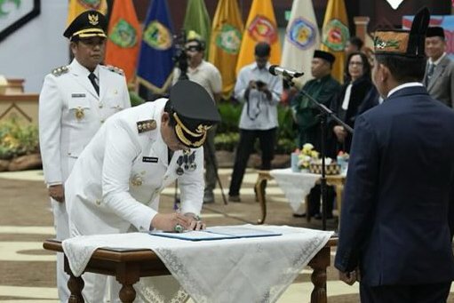 Anggota DPRD Barut Hadiri Pelantikan Bupati dan Wakil Bupati Terpilih