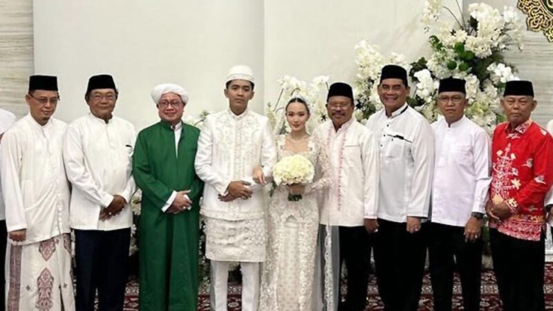 Bupati Barut Hadiri Akad Nikah Putra Gubernur Kalteng