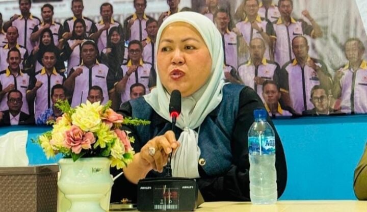 Hj. Henny Rosgiati Pimpin RDP Terkait Kompensasi Lahan Kebun