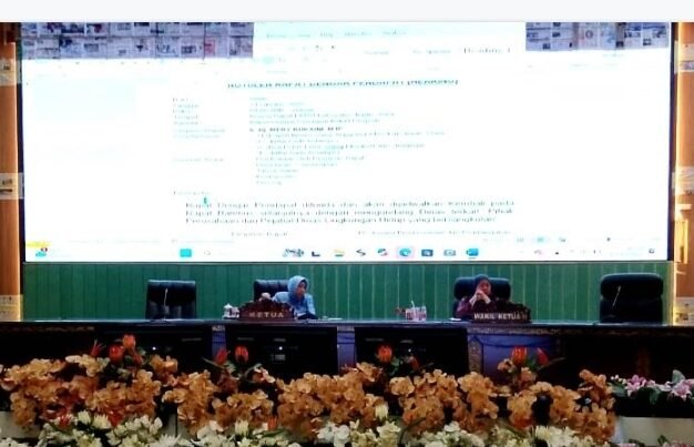 Rapat Dengar Pendapat Bahas PT LHL