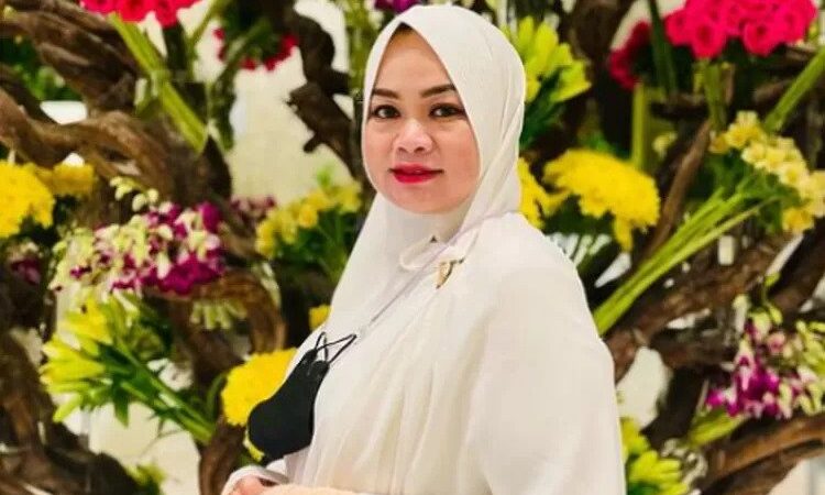 Wardatun Nurjamilah Sambut Gembira Atas Penyerahan Al-Qur’an Kuno Tulisan Tangan H Muhammad Tasin