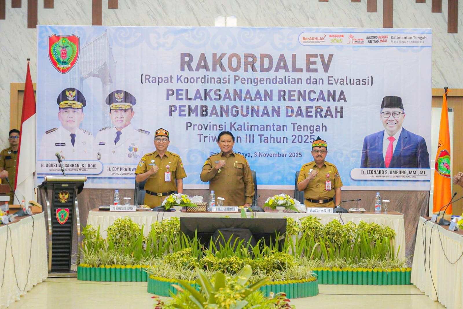 Wagub Kalteng Tekankan Efisiensi dan Sinergi Pembangunan Daerah pada Rakordalev Triwulan III Tahun 2025