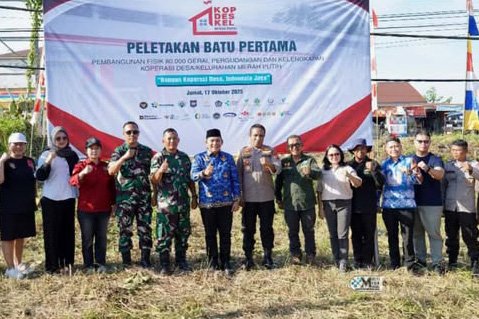 Wagub Rahmanto Muhidin Lakukan Peletakan Batu Pertama Koperasi Merah Putih