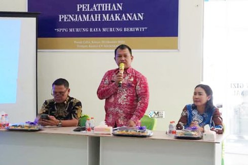 Dinkes Mura Gelar Pelatihan Penjamah Makanan Bagi Relawan SPPG
