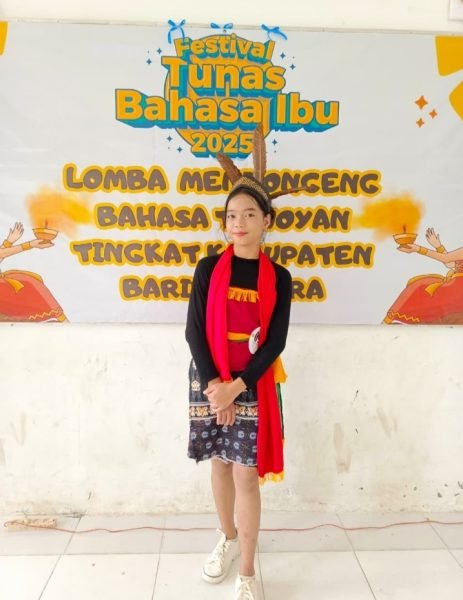 Plt Camat Gunung Purei Apresiasi Kepada Siswa SDN 1 Tambaba Uria Raih Juara I Bahasa Tewoyan