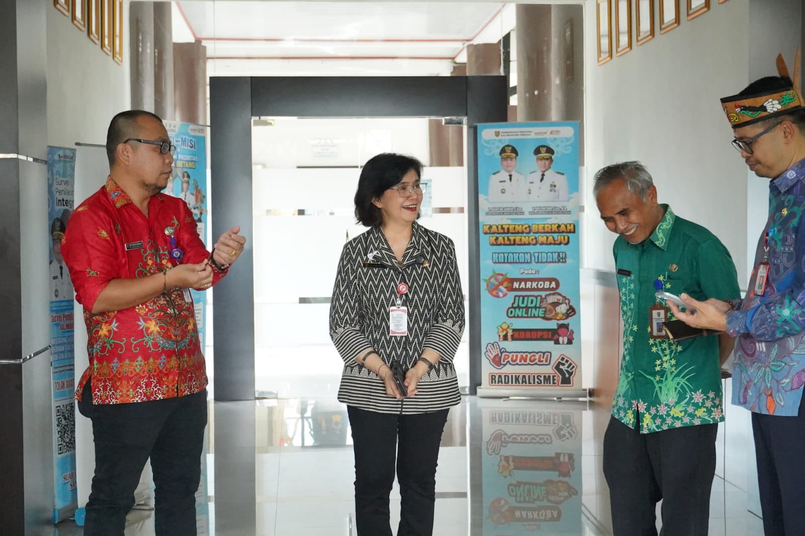Tinjau Sejumlah OPD, Pj. Sekda Kalteng Pastikan Disiplin ASN dan Optimalisasi Pelaksanaan WFO/WFH