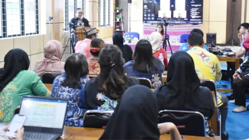 Pemkab Kapuas Luncurkan dan Sosialisasikan Aplikasi Pelayanan Berbasis WhatsApp SIMPEL WA